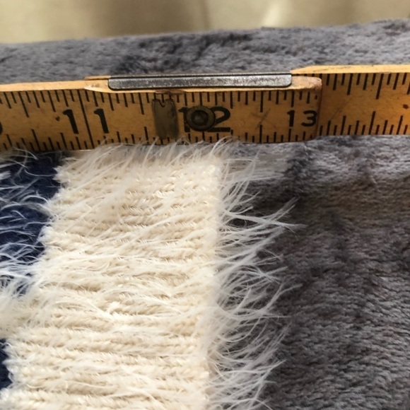 𝅺Topshot  Boho Y2k shaggy Fur Fuzzy soft Long sleeve sweater ‎ size 6  #w1017 - Picture 10 of 10